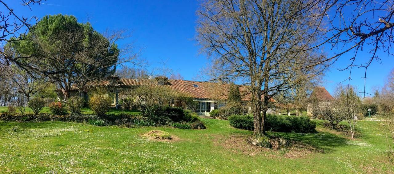 Villa Le Creyssac Saint-Felix-de-Bourdeilles Exterior photo